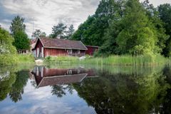 Flere danskere har købt sommerhus under coronapandemien, men det betyder dog yderligere bo- og tillægsafgifter, hvis det skal gives videre gennem generationer. Foto: PR.
