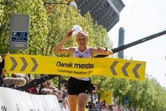Jacob Sommer Simonsen wins the mens danish championship at Copenhagen Marathon