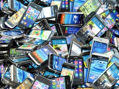 Kunderne har afleveret mere end 12.000 mobiltelefoner til videresalg, genbrug eller forsvarlig destruktion via Telia Recycle.