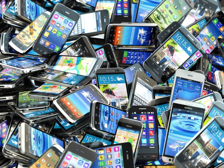 Kunderne har afleveret mere end 12.000 mobiltelefoner til videresalg, genbrug eller forsvarlig destruktion via Telia Recycle.