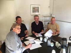 Fra dagens underskrift af kontrakter hos Lolland Kommune. Fra venstre: Direktør Bjarne Hansen (Lolland Kommune), direktør Claus Ringtved (Ringtved A/S), udvalgsformand Henrik Høegh (Lolland Kommune) og direktør Lars Dyrberg (H. Rasch & Søn A/S).
