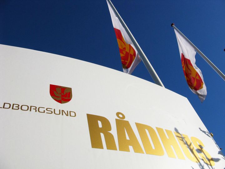 Et tæt samarbejde mellem Guldborgsund Kommune og borgerne i Orehoved har betydet, at rockergruppen Navajo MC nu er flyttet fra den nedlagte købmandsforretning LET-KØB. Foto: Guldborgsund Kommune.