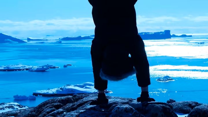 Tre danseforestillinger i ét med 16 internationale dansere i verdensklasse på Kulturværftet 3. februar. Foto: Thomas Gundel