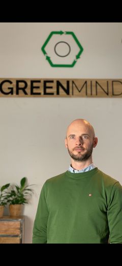 – Et af vores mål i GreenMind er at få drejet fokus over på muligheden for at købe brugt elektronik uden at skulle være bange for manglende garanti eller funktionalitet, så man undgår miljøbelastningen ved hele tiden at producere nyt, udtaler Brian Funch. Foto: PR.