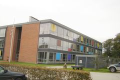 Pædagoguddannelsen i Ikast er en del af VIA’s Campus i Silkeborg. Uddannelsen har dog lang erfaring med at samarbejde tæt med lokalmiljøet i og omkring Ikast.