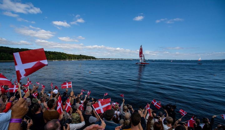 Det danske publikum fik noget for pengene, da SailGP besøgte Aarhus i fjor. Nu kommer sejlsportsligaen til København.