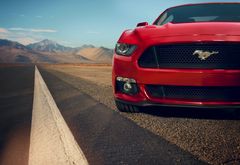 Ford Mustang på vej til UCL
