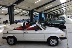 VW Golf Cabriolet-1982 - ”Golf Cabriolet er en køn, praktisk og stilig måde at få vind i håret på”