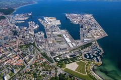 Danmarks største erhvervshavn.