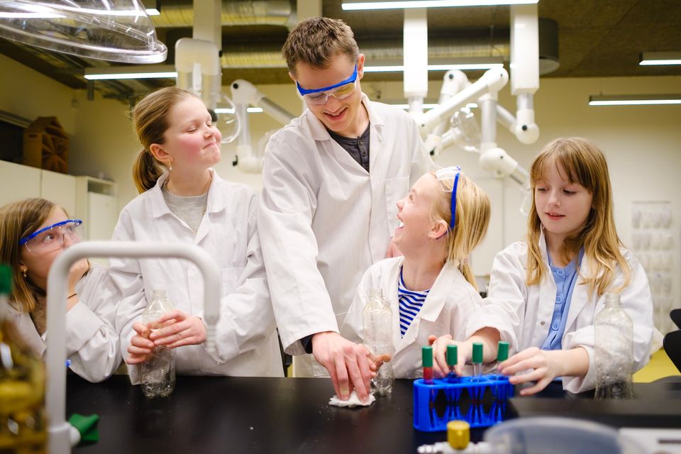 Undervisning i Videnskabsklubben