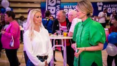 'Alle vores børn'. Stine Schmeichel og Camilla Martin. (Foto: Per Arnesen / TV 2)