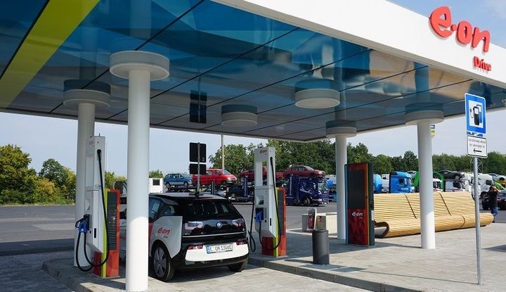 E.ONs første ultra-hurtige ladestation står klar i Geiselwind