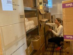 Der er travlhed på lageret hos Dorthe Klitgaard Thomsens virksomhed DearBaby – Lejetøjs-kassen i Aalborg. Foto: Dear Baby - Lejetøjskassen