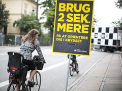 Med kampagnen “Brug 2 sek. mere på at orientere dig i krydset" opfordrer man både bilister og cyklister til at holde bedre øje med hinanden, når de kører ind til et vejkryds.