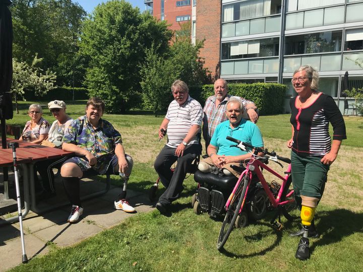 Amputcafeen, et fællesskab for borgere med amputationer, har vundet Ishøj Kommunes handicappris 2018.