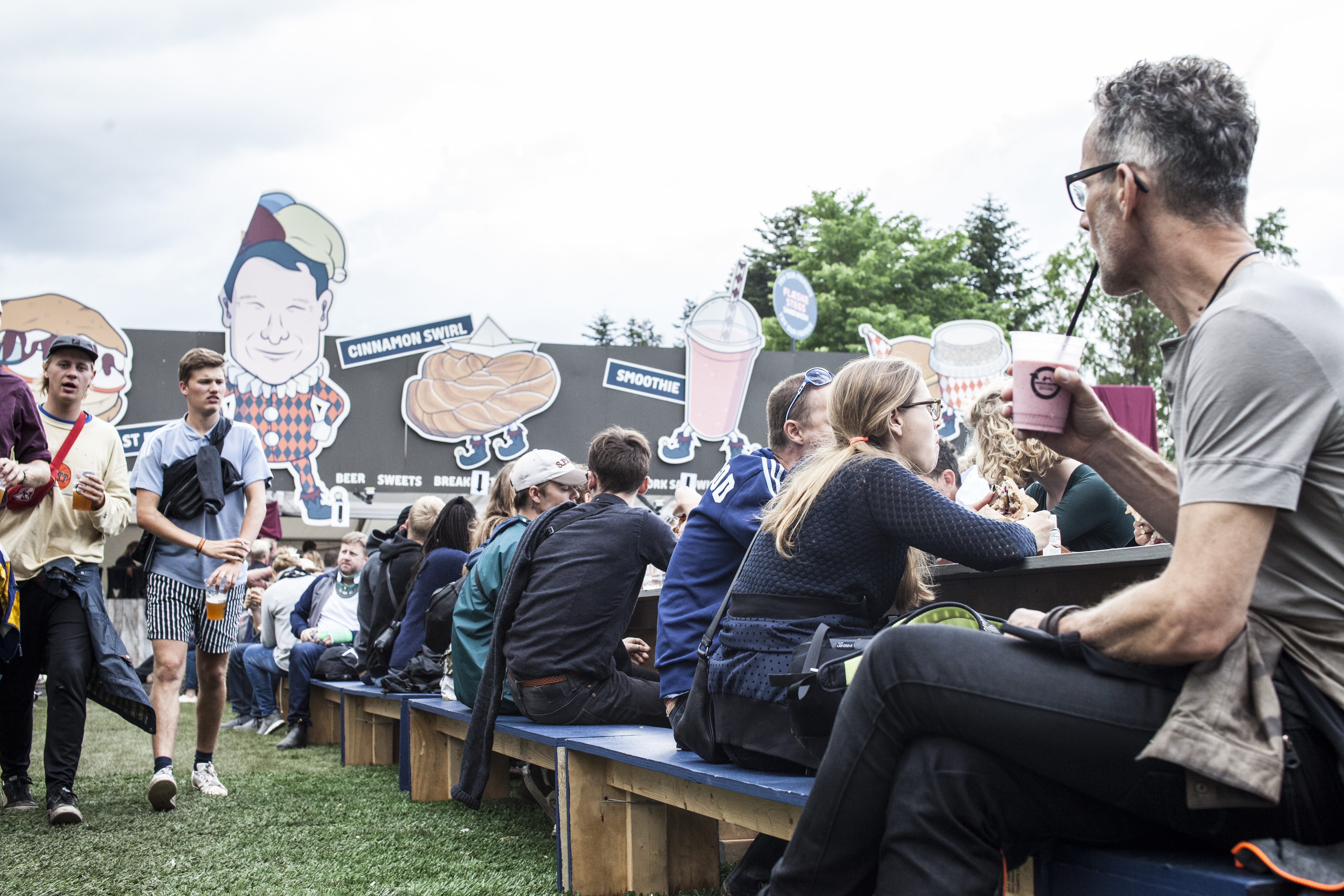 Slagter Sammenlignelig trojansk hest Roskilde blues no more: Nordeuropas største festival indgår samarbejde med  Meyers om levering af flæskestegssandwich, øl og drinks til døren | Meyers