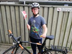 10-årige Bertil Emil Vester Mortensen satte sig støttet af sin store bror for at lære at cykle de otte km til skole, og i dag cykler han alene i al slags vejr – en bedrift, der imponerede både hans klassekammerater og lærere så meget, at de indstillede ham til prisen som Årets Børnecyklist.  Foto: Cyklistforbundet