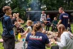 Ungdommens Røde Kors holder 21 ferielejre i hele Danmark for børn fra udsatte familier. FOTO: Charlotte Quitzau