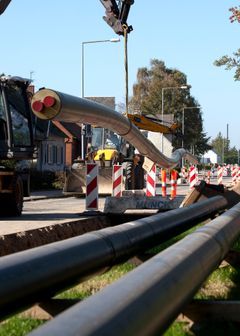 Nedgravning_af_fjernvarmerør_Foto_Dansk_Fjernvarme