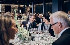 Foto: Keen Heick-Abildhauge. Kronprinsen havde prisomodtager Silvia Arber til bords under  middagen.