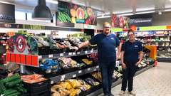 PR-foto: Butikschef Pierre Top og souschef Sabrina Heegard Jensen i den gamle Aldi Nyborg.