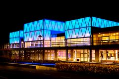 MCH Messecenter Herning lyser blåt i anledning af Børnenes Dag. Foto: MCH A/S
