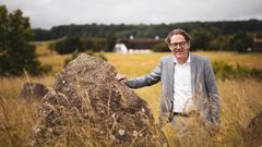 Lejre Museum ligger i smørhullet Gammel Lejre, som ikke bare rummer Lejres historie, men en central del af Danmarkshistorien. Den fortælling smitter af på stoltheden hos borgerne – og borgmester Carsten Rasmussen (S) Foto: Jesper Skaane Bendix/ROMU.
