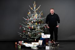 Køkkenchef og medejer af restaurant Alchemist Rasmus Munk har lavet et træ fyldt med unikke og udsøgte gourmetoplevelser. Foto: Annett Ahrends