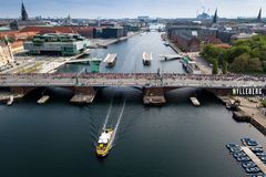 Hovedstaden var badet i sol og fyldt med glade løbere.(Foto: Telenor CPH Marathon)