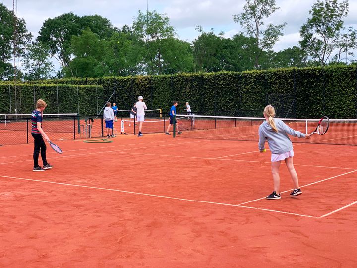 Med midler fra 'Vores Furesø' bliver der igen i år Tennis Camp i Hareskov-Værløse Ttennisklub.