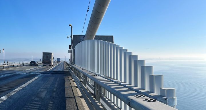 Den nye  vindafskærmning er klar på Storebæltsbroen