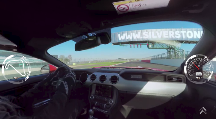 Ford Mustang på Silverstone