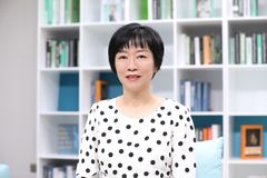 Catherine Chen, Huawei Corporate Senior Vice President og bestyrelsesdirektør taler på forretningsforummet Responsible Business 2021 om Huaweis initiativer for bæredygtig omstilling