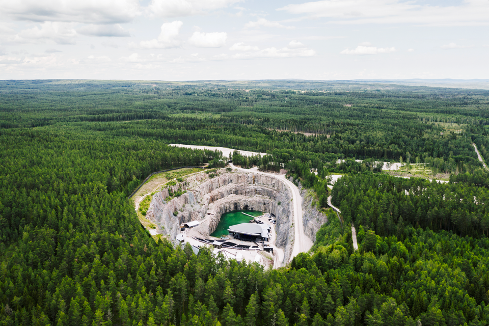 Dalhalla fra oven - koncertsted i kalkstensbrud