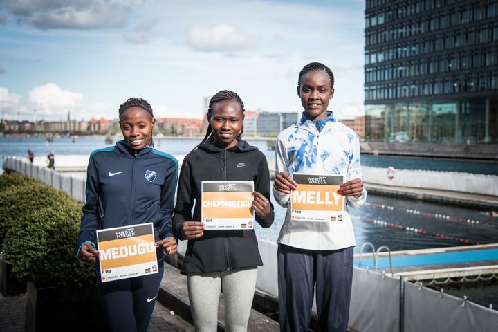 Joan Melly and Ruth Chepngetrich are both hoping to break the world record. Meduga hopes to set a new Personal Record. (photo: Zuzana Zemanová)