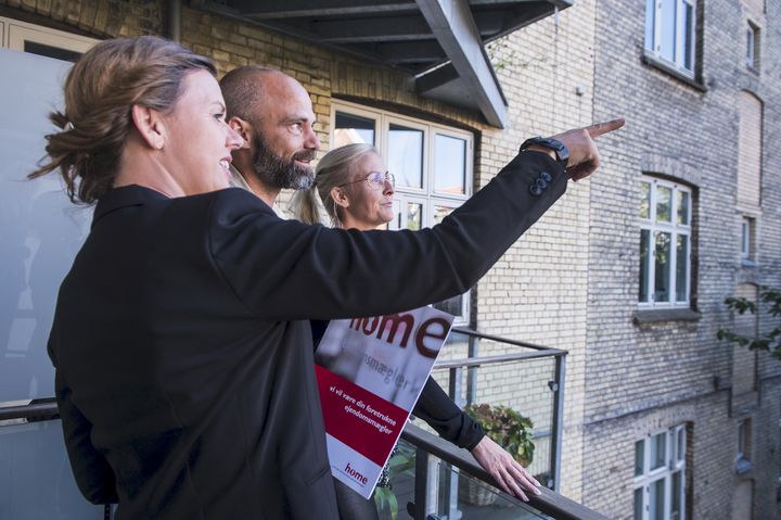 13,9 % af danskerne har boligkøbsplaner -  og det er især interessen for lejlighedskøb, der flytter sig - fra 5,7 % lejlighedskøbere i april til 4,6 % nu, viser barometeret fra YouGov. Foto: Palle Skov/Home