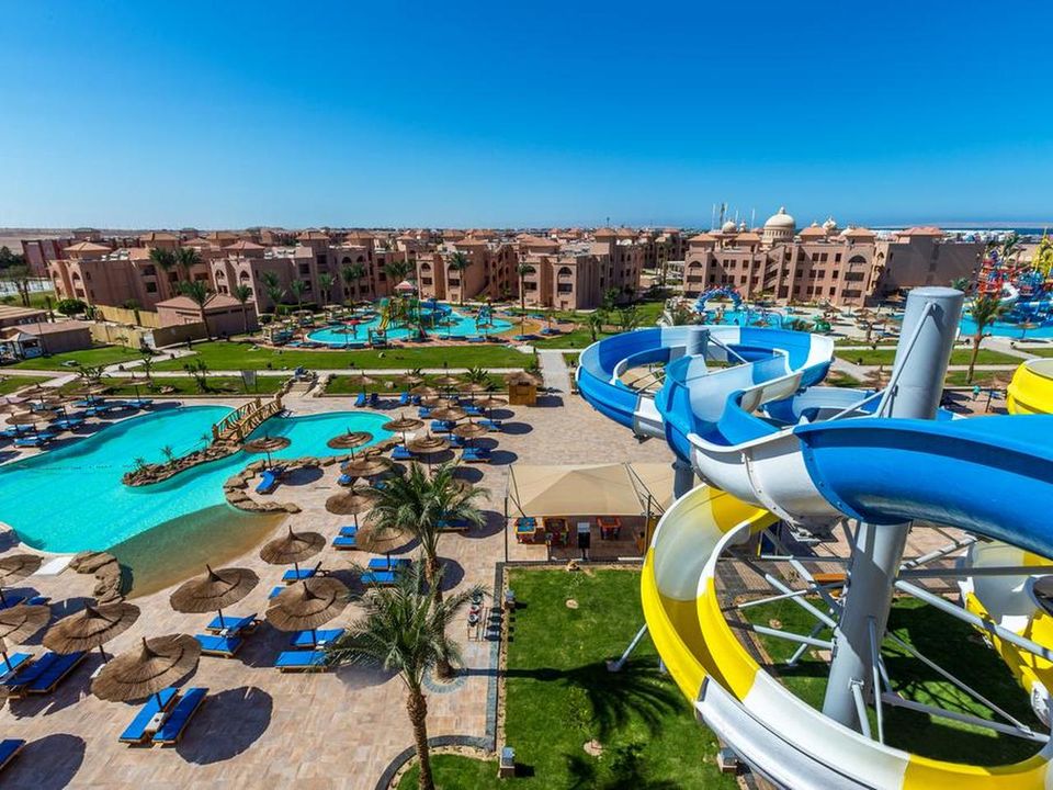 Pickalbatros Aqua Park Resort.jpg