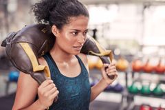 Kvinder har taget styrketræningen til sig, og i dag har flere af fitness dk’s styrketræningshold flere kvindelige deltagere end mandlige. Foto: PR