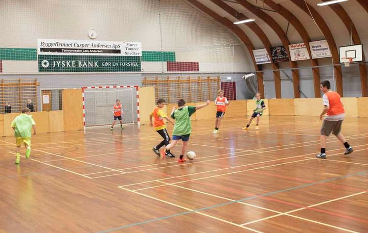 Nu bliver det igen muligt at få sved på panden i Væggerløse Hallen.