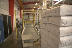 GELITA i Sverige är nöjda med att ha valt dansk automation från DAN Palletiser för att säkerställa effektiv och precis palletering av flera tusen ton gelatin årligen, fördelat på små och stora säckar.