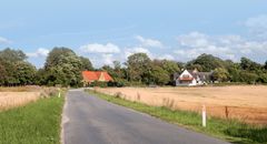 Landdistrikternes Fællesråd og Finans Danmark lancerer et fælles energiudspil, der med 13 forslag baner vejen til grønnere boliger i landdistrikterne.