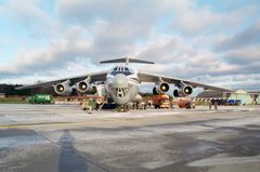 Armenien 1992 - Transportfly med beredskabshospital sendes af sted fra Værløse til Sisian i Armenien.
