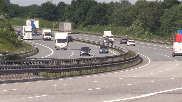 Danske bilers dæk skaber farlige situationer på tyske motorveje