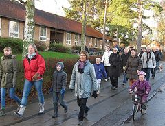 Forslag til billedtekst:
Store som små deltager ilandet over i Julemærkemarchen. Her er det fra sidste år i Sønderborg, som er et af de største startsteder.
