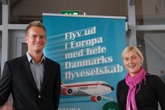 Business Development Manager, Rikke Munk Christensen og Sales Executive, Lars Borg Christensen, begge fra Cimber Sterling, åbner Cimber Sterling´s nye rute mellem Billund og Paris.