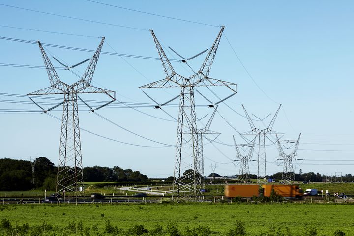 Energinet går nu i gang med at renovere luftledninger og master mellem Odense og Middelfart