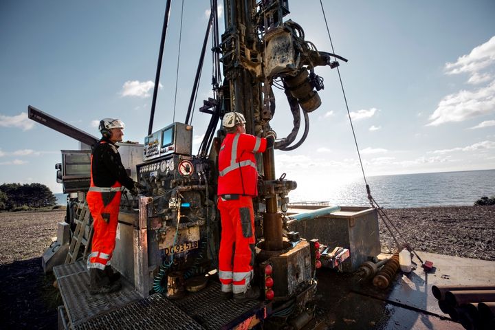 Geoteknisk boring med borerig.