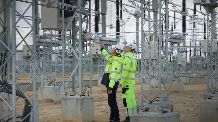 Anlæg til nettilslutning af den kommende Thor Havmøllepark og dermed 1000 MW grøn elproduktion blev færdig i 2025.