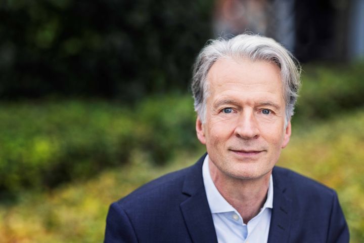 Sundhed.dk’s direktør Morten Elbæk Petersen har valgt at takke af med udgangen af 2026. Han har været direktør for sundhed.dk siden organisationen blev dannet i 2002.