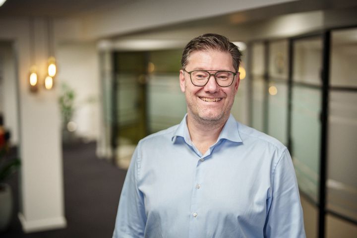 Bjørn Drejer glæder sig til snart at rykke ind i Sparekassen Kronjyllands fremtidige lokaler centralt i Løgstør.